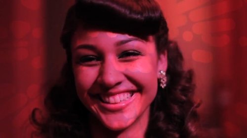 Mara Hruby – Alright (Video)