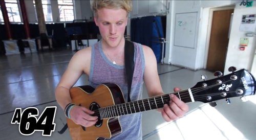 Tom Cox – Lately (Acoustic Video)