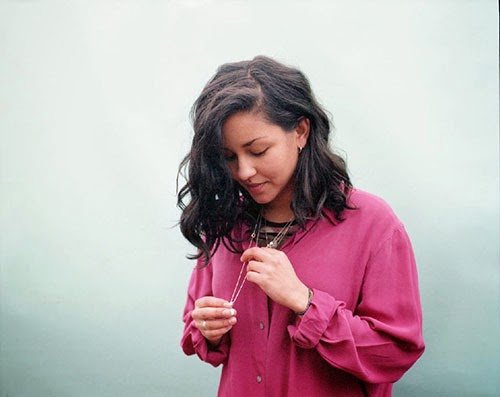 Eliza Shaddad – Waters (Video)