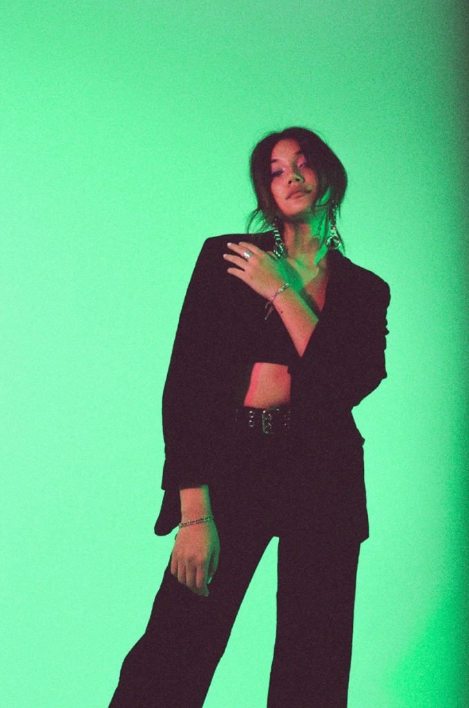 Gabrielle Current – Undercover
