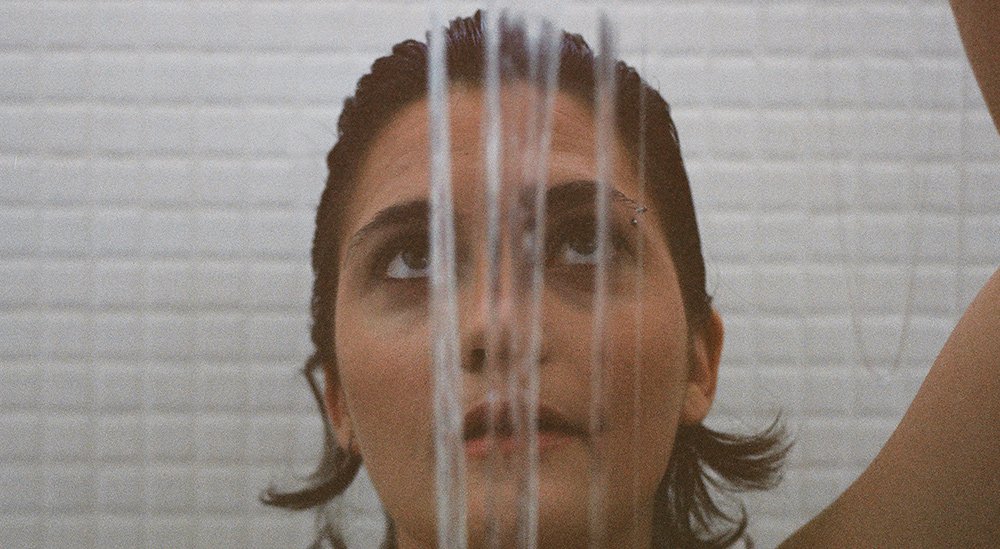 Rosie Tucker – Ambrosia (Video)
